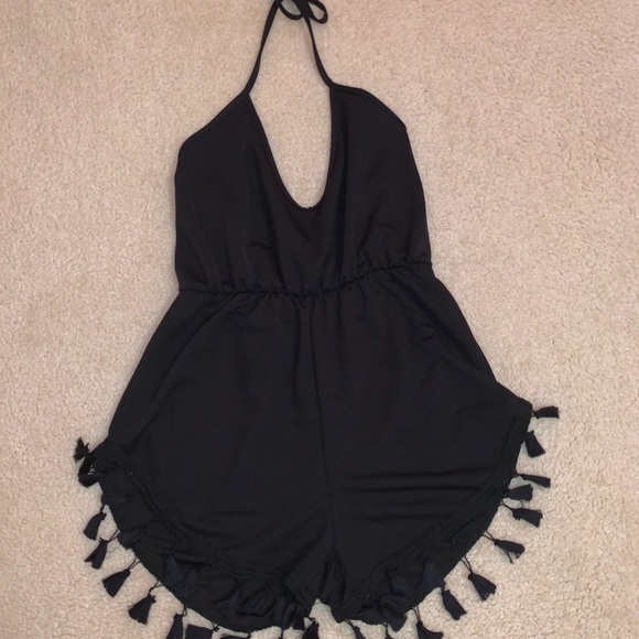PRETTY LITTLE THING Halter tie romper NWT